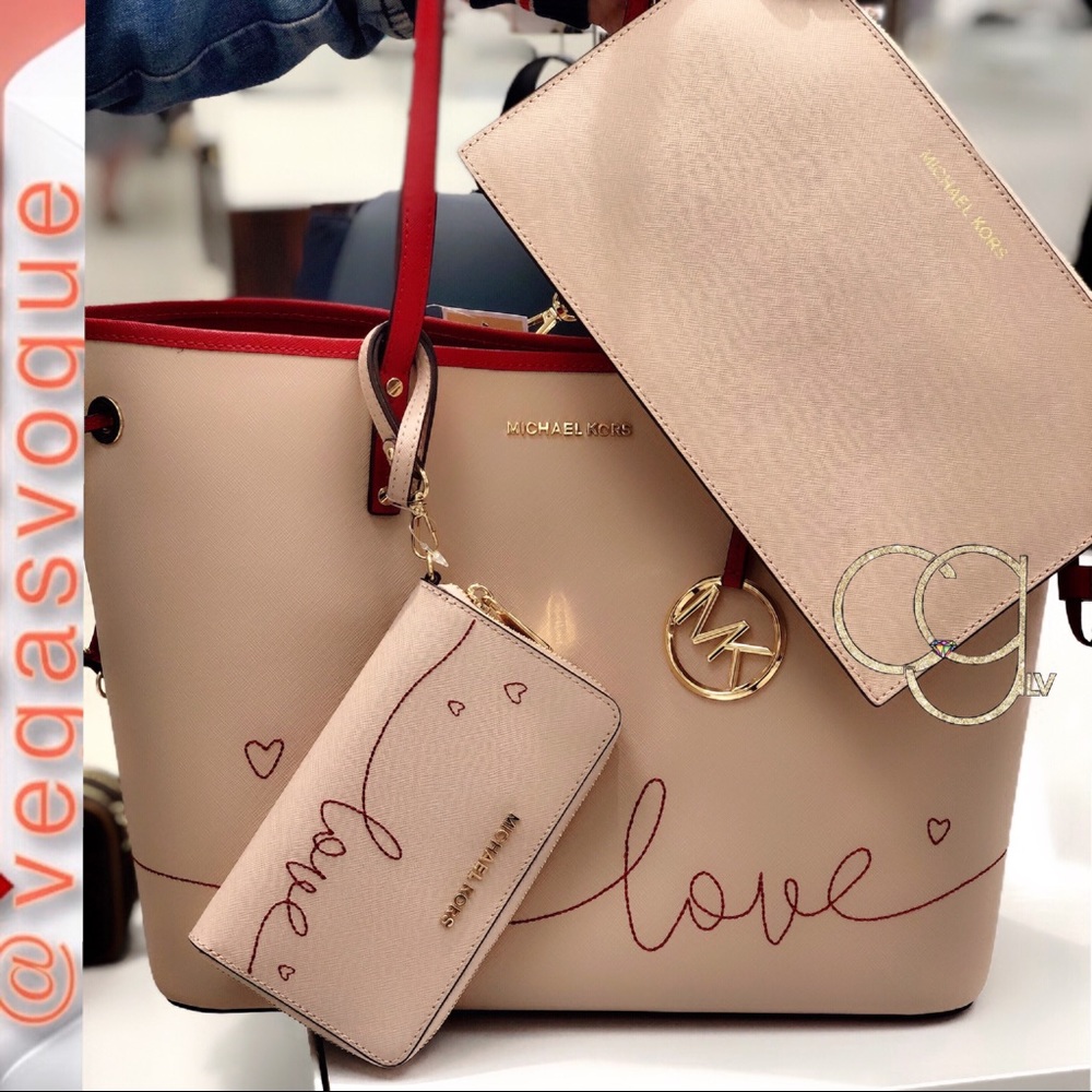 Michael kors Jet Set Travel Tote w/Clutch & Wallet